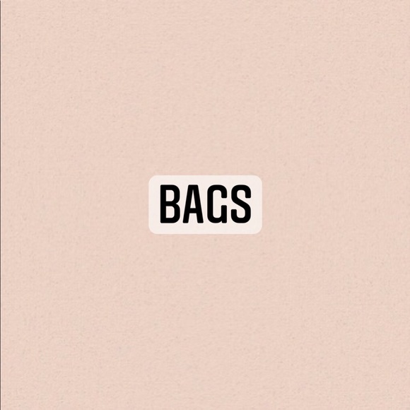 Bags 💼 - Picture 1 of 1